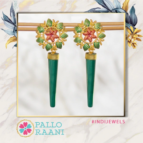 Matte gold stone drop earring - green